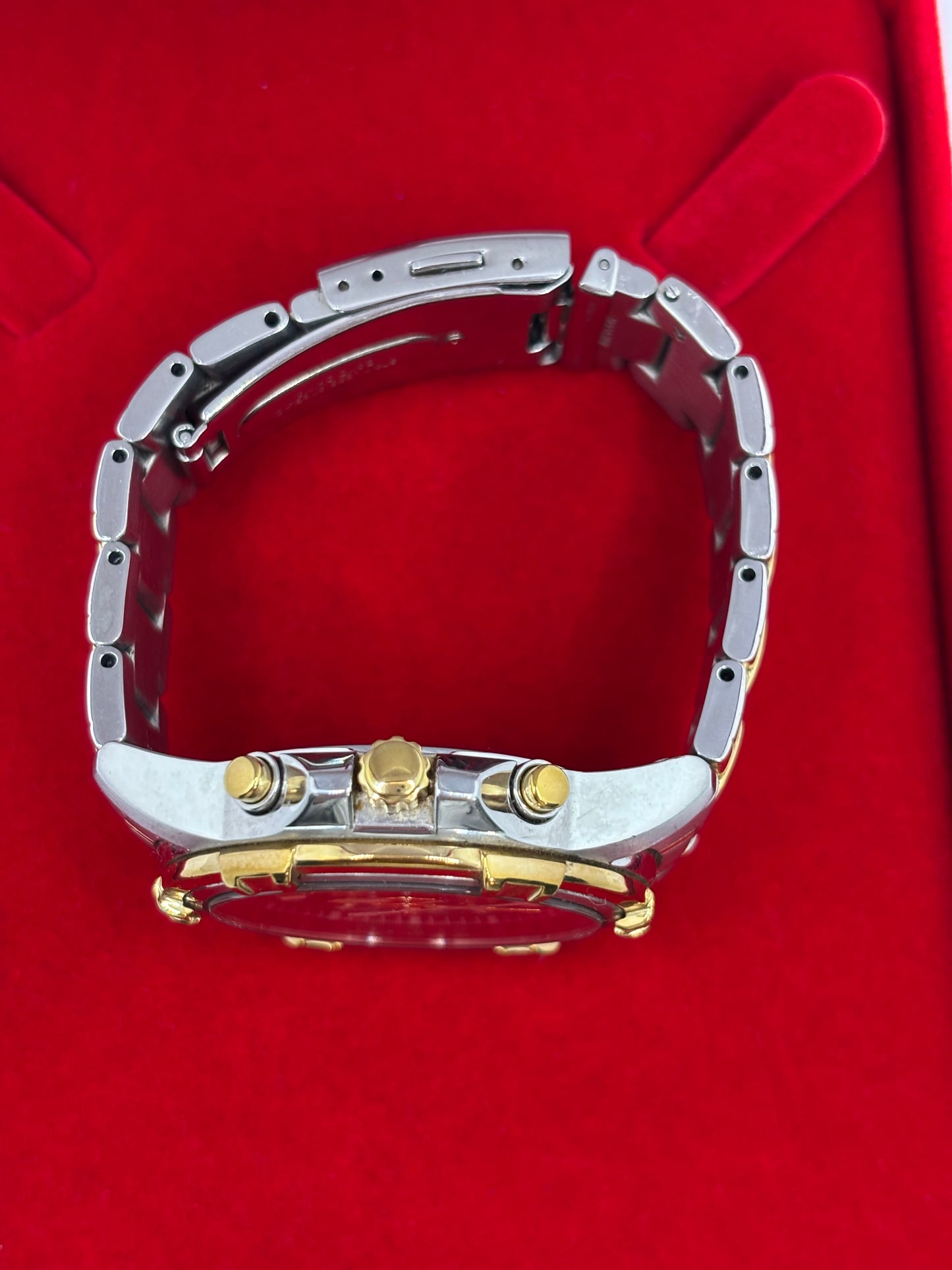 Seiko Solar Chronograph Two Tone Black Dial Tachymeter Alarm 100m