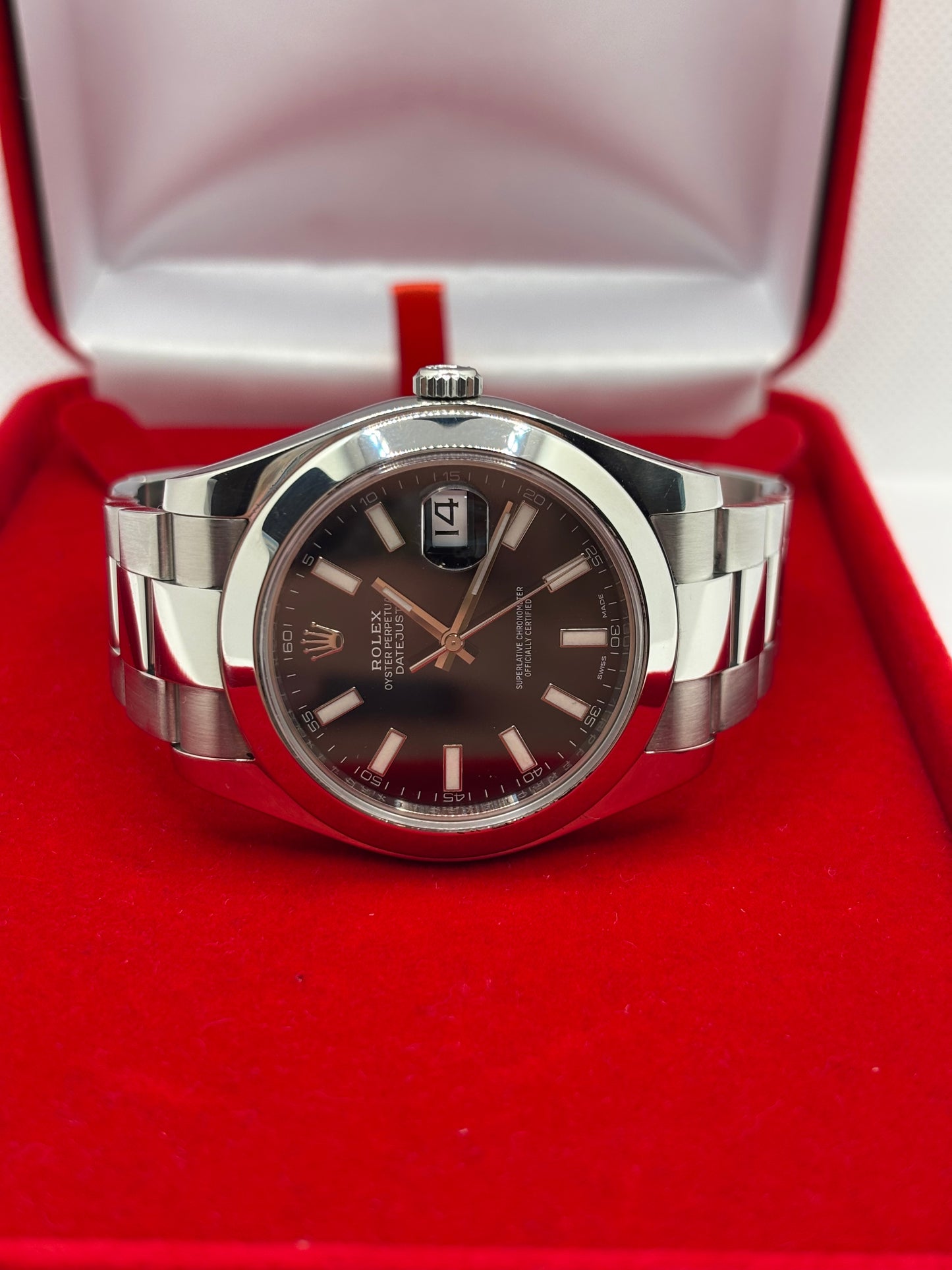 Rolex Datejust II 116300 – 41mm Black Dial Stainless Steel Watch (2016, Box Included)