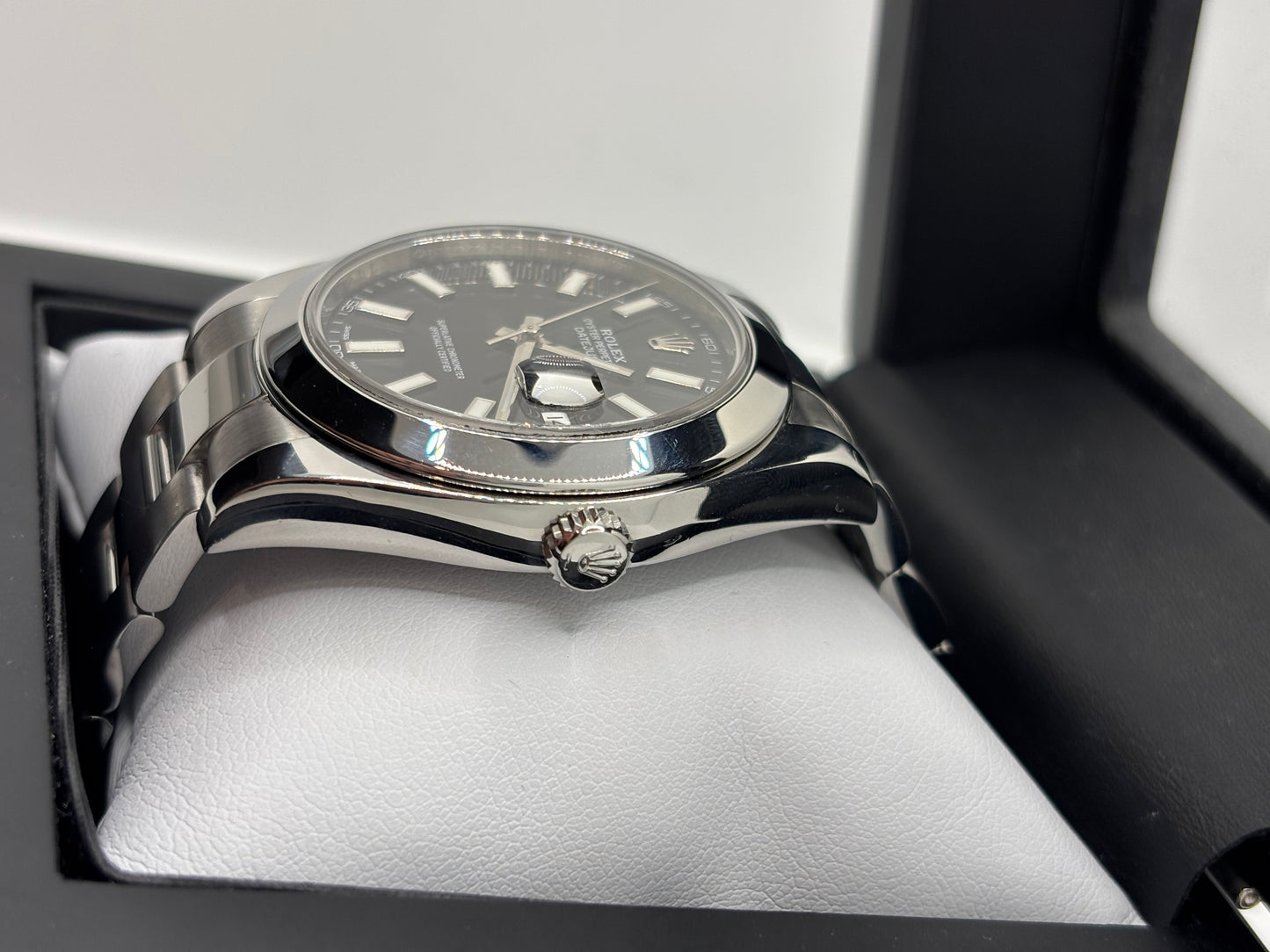 Rolex Datejust II 116300 – 41mm Black Dial Stainless Steel Watch (2016, Box Included)