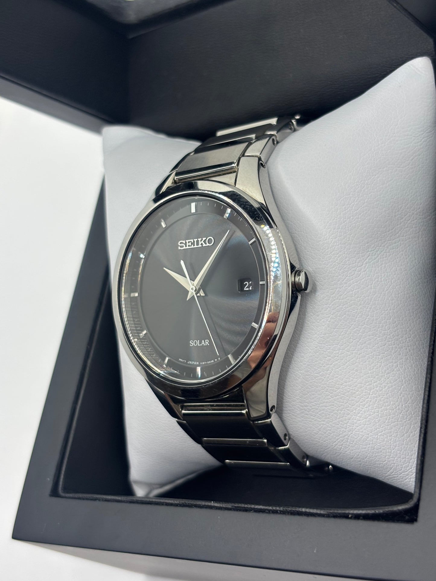 Seiko SNE241 Men’s Solar Quartz Watch Black Dial 37mm Stainless